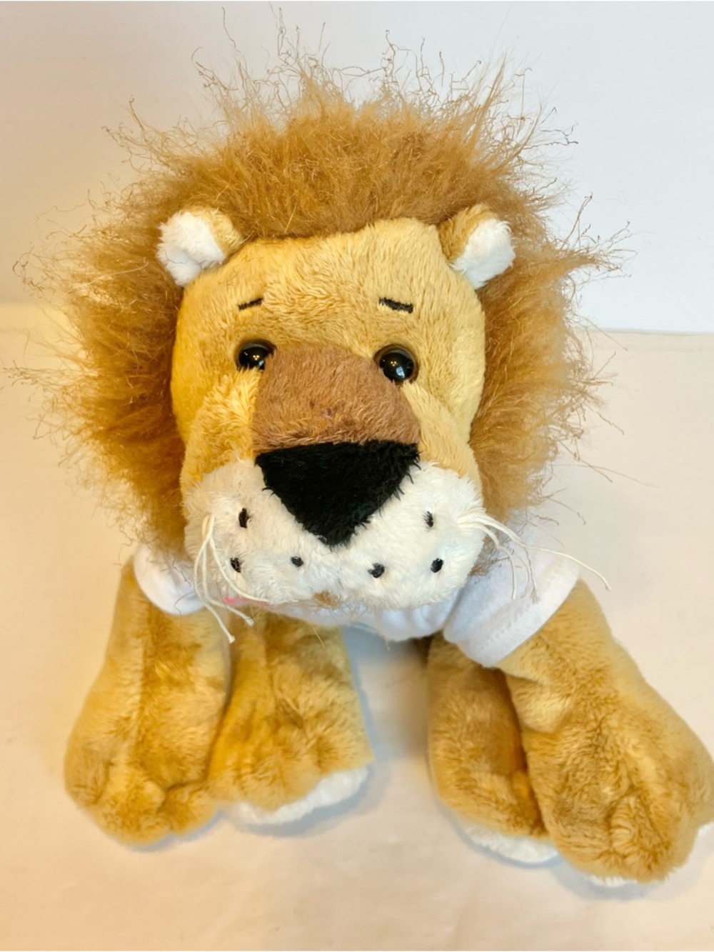 Ganz Webkinz HM175 Caramel Lion Stuffed Animal Plush w/peace Shirt NO Code